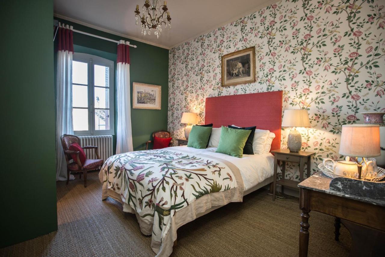 Du Palais Bed and breakfast *